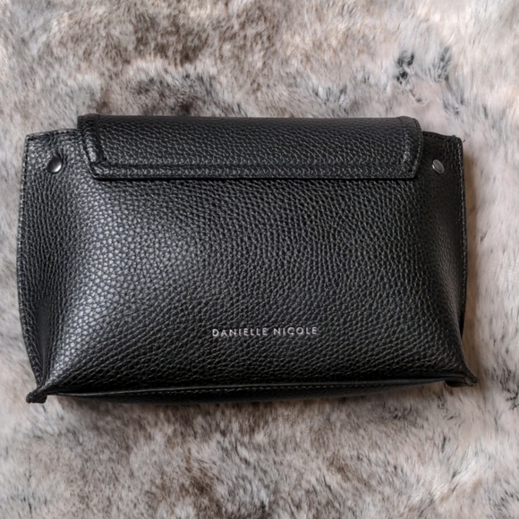 Perfect Danielle Nicole Leather Convertible Purse - Picture 3 of 14